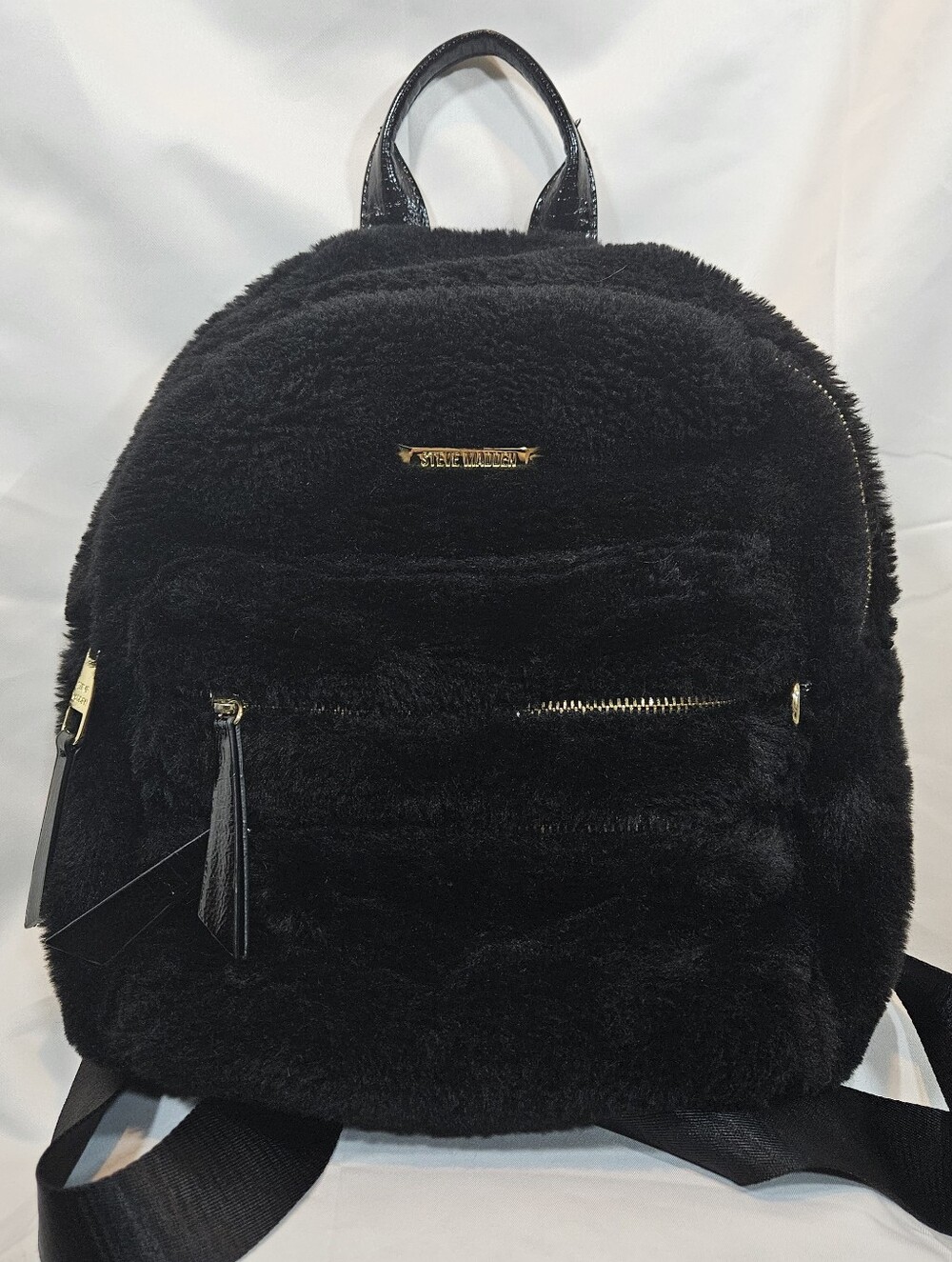 Steve Madden Black Faux Fur Backpack - Stylish Women's Bag